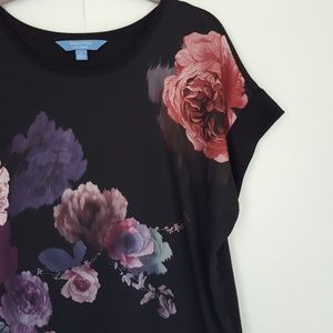 Simply Vera Vera Wang Tops - Vera Wang black floral print top Simply Vera Vera Wang Tops - Vera Wang black floral print top